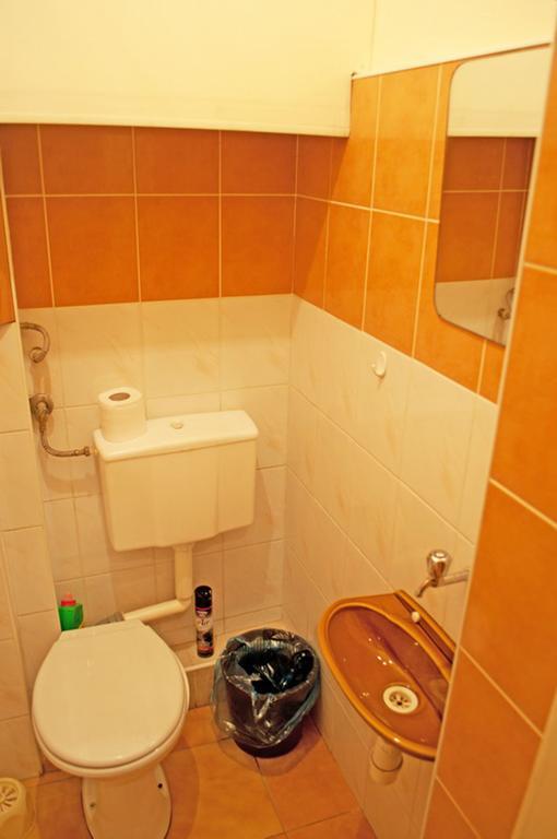 Apartment On Svobody Avenue Lviv Exterior foto